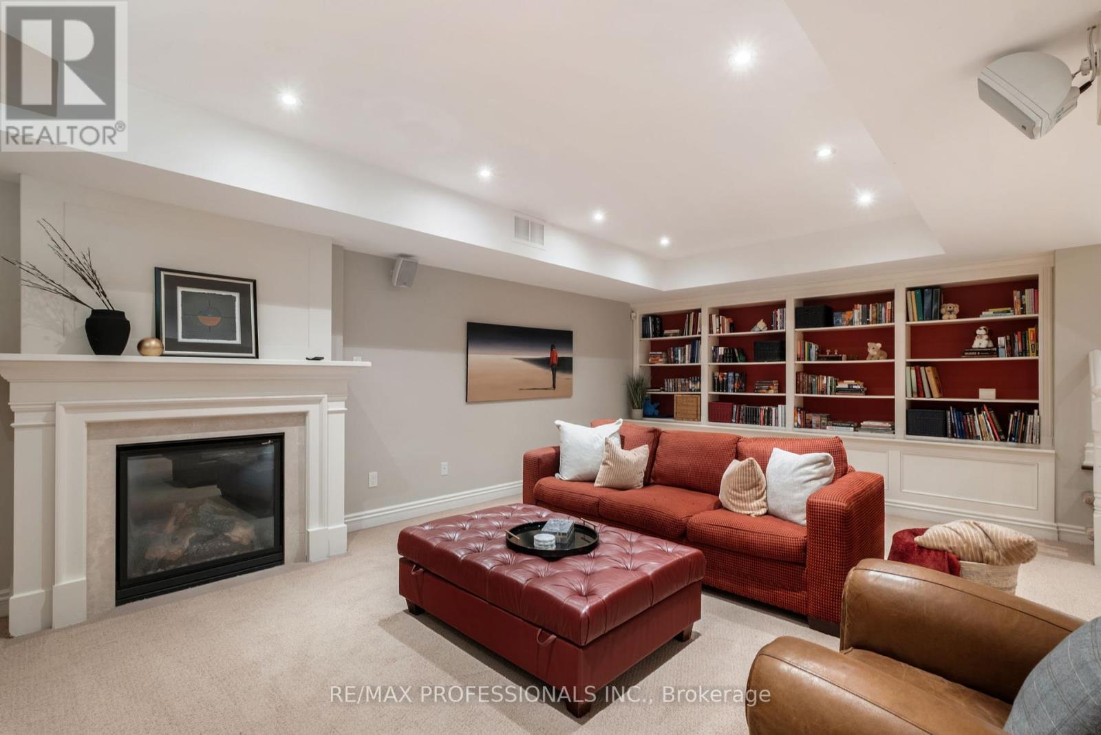 80 Kingsway Crescent, Toronto, Ontario  M8X 2R6 - Photo 38 - W12420828