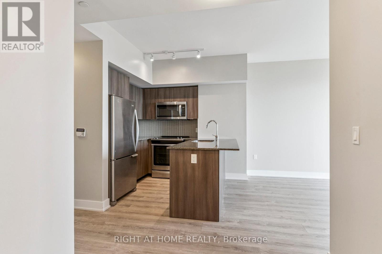 1409 - 20 Shore Breeze Drive, Toronto, Ontario  M8V 0C7 - Photo 15 - W12420839