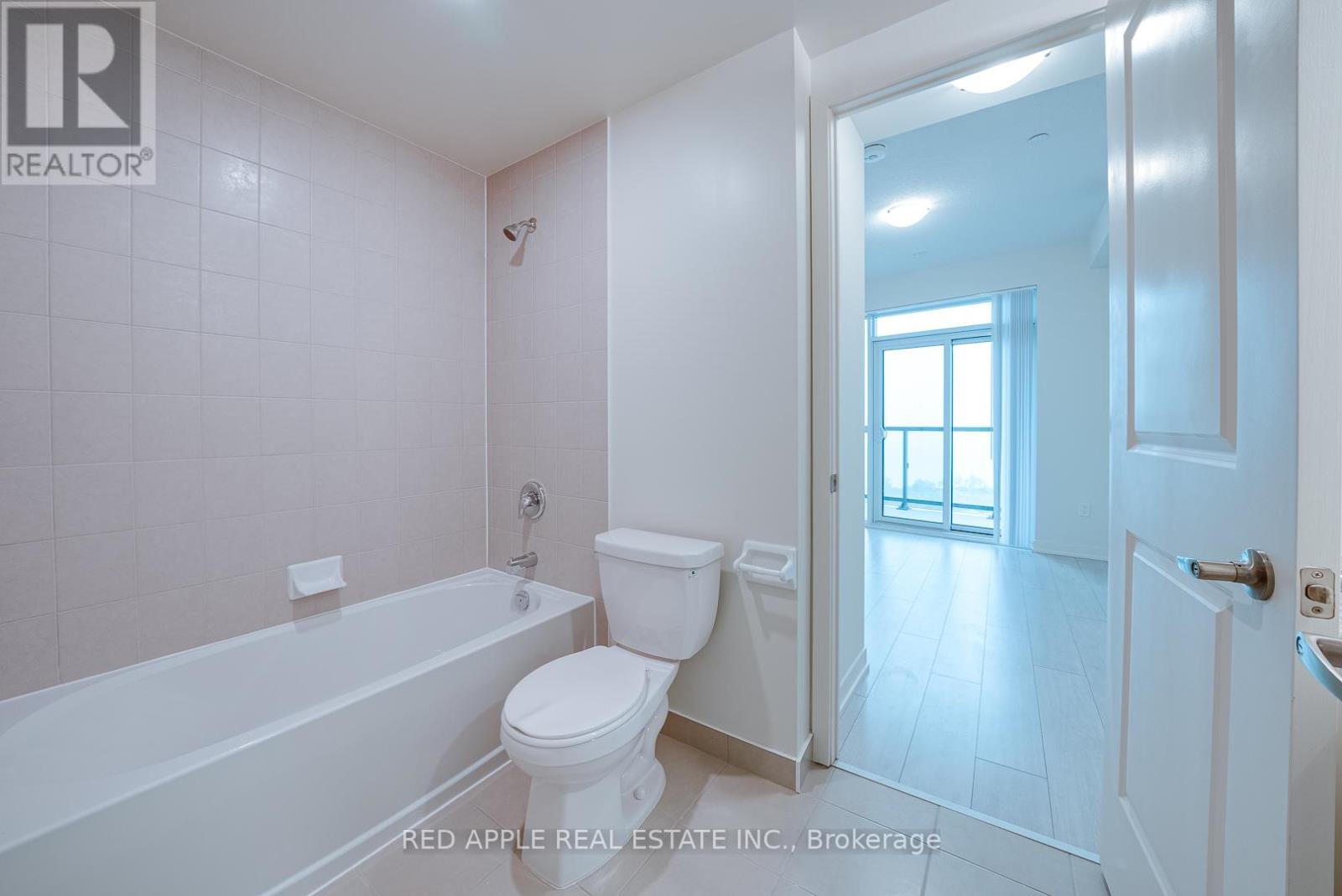 2903 - 38 Annie Craig Drive S, Toronto, Ontario  M8V 0G9 - Photo 11 - W12420868
