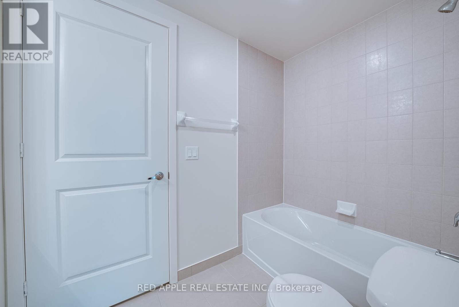 2903 - 38 Annie Craig Drive S, Toronto, Ontario  M8V 0G9 - Photo 9 - W12420868