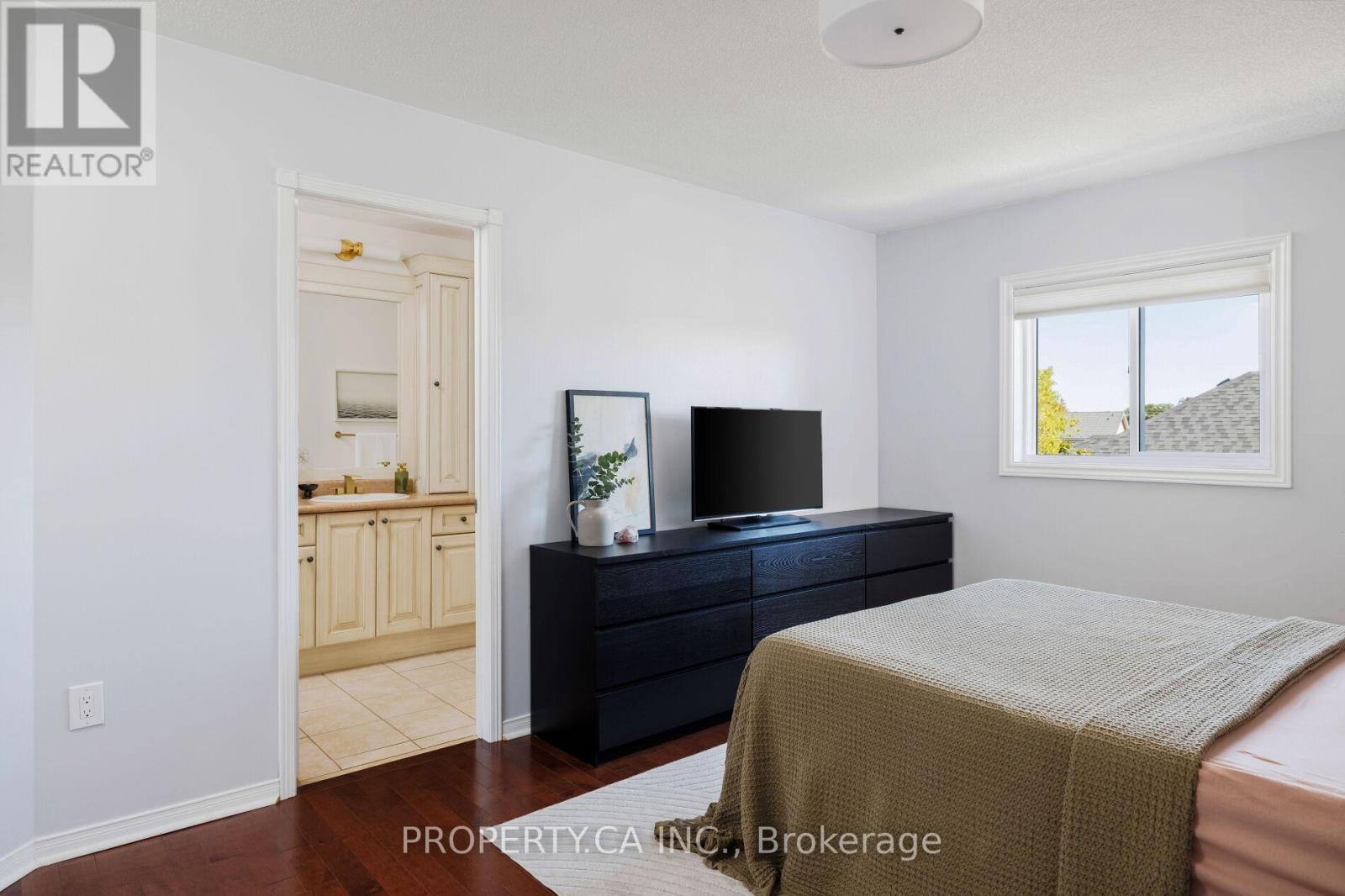 42 West Oak Crescent, Toronto, Ontario  M9N 3Z4 - Photo 26 - W12420878
