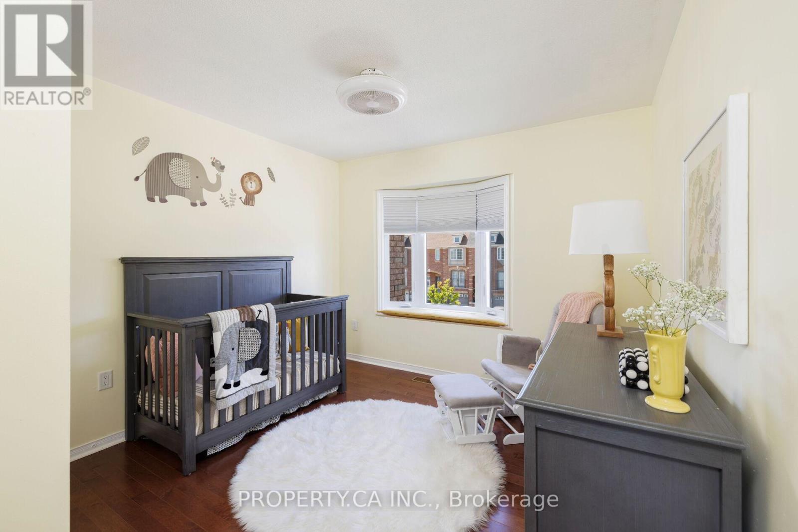 42 West Oak Crescent, Toronto, Ontario  M9N 3Z4 - Photo 29 - W12420878