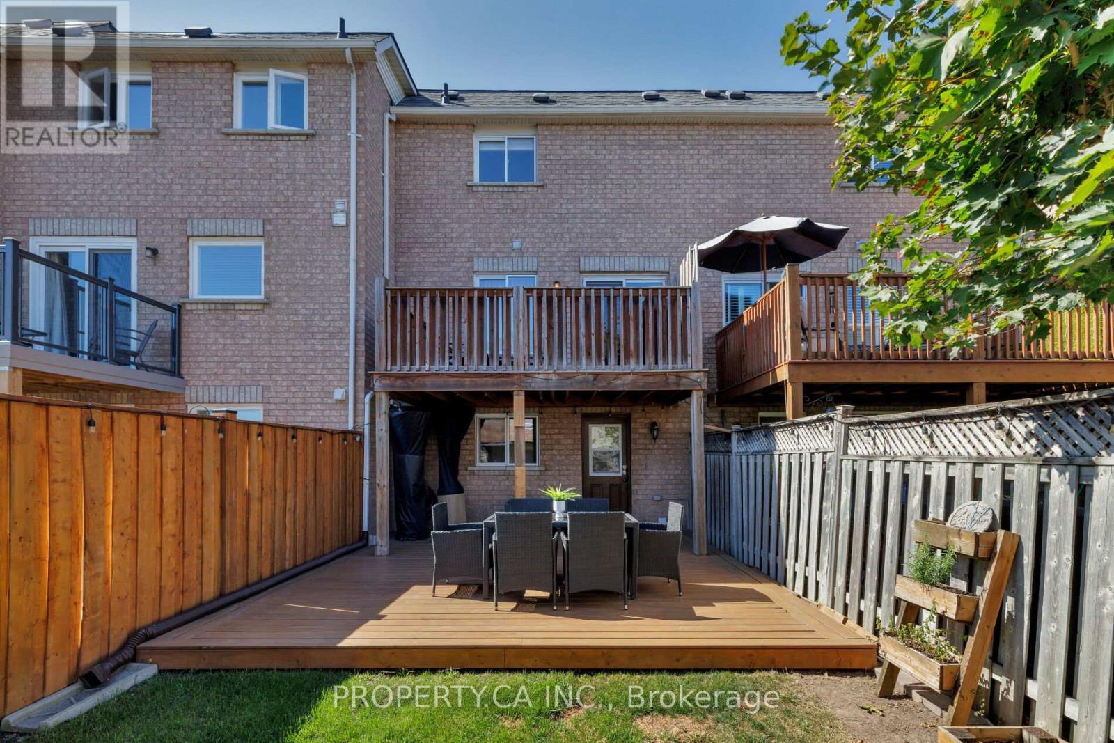 42 West Oak Crescent, Toronto, Ontario  M9N 3Z4 - Photo 37 - W12420878