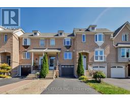 42 WEST OAK CRESCENT, Toronto, Ontario