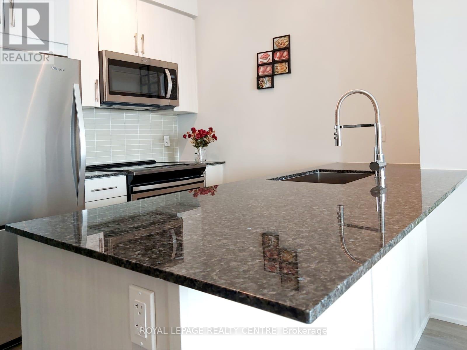 627 - 4055 Parkside Village Drive, Mississauga, Ontario  L5B 0K8 - Photo 6 - W12420884
