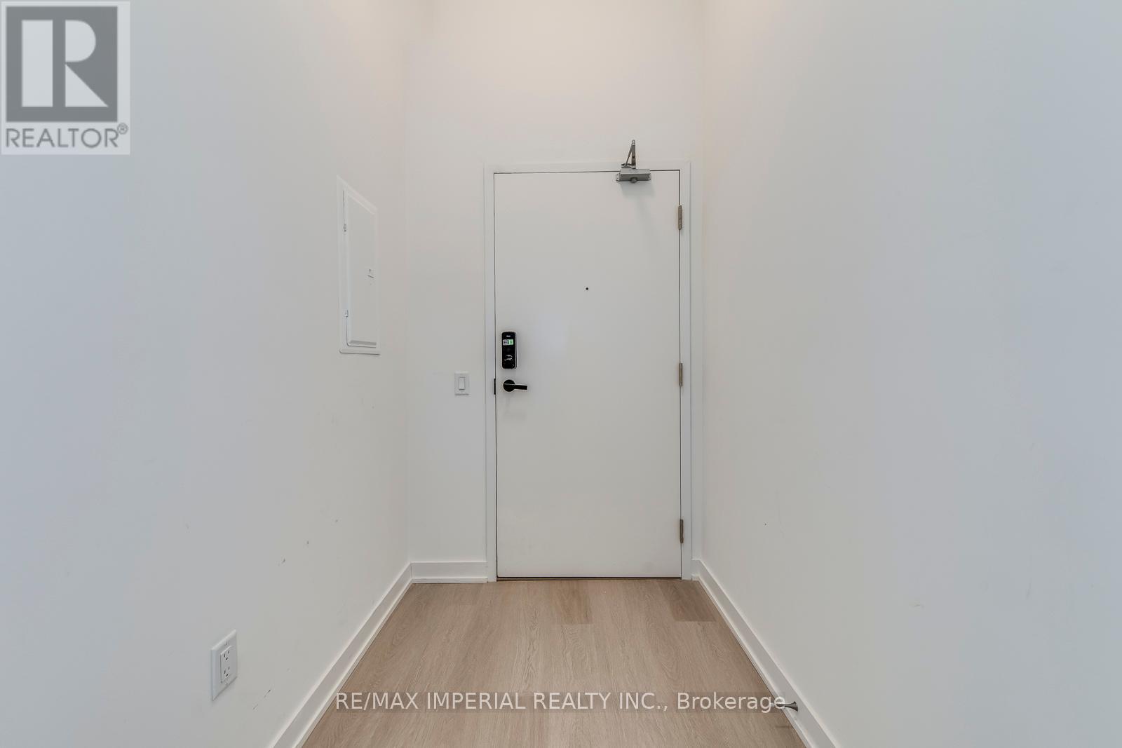 4909 - 3883 Quartz Road, Mississauga, Ontario  L5B 0M4 - Photo 5 - W12420895