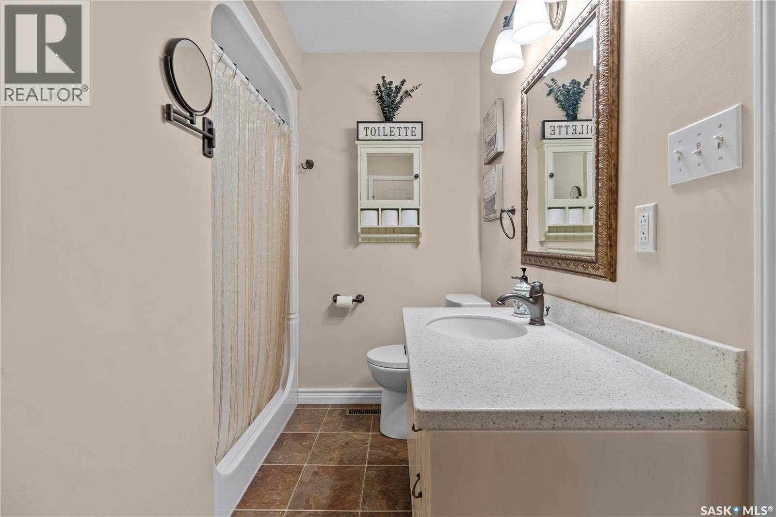 2852 Rae Street, Regina, Saskatchewan  S4S 1R3 - Photo 27 - SK013777