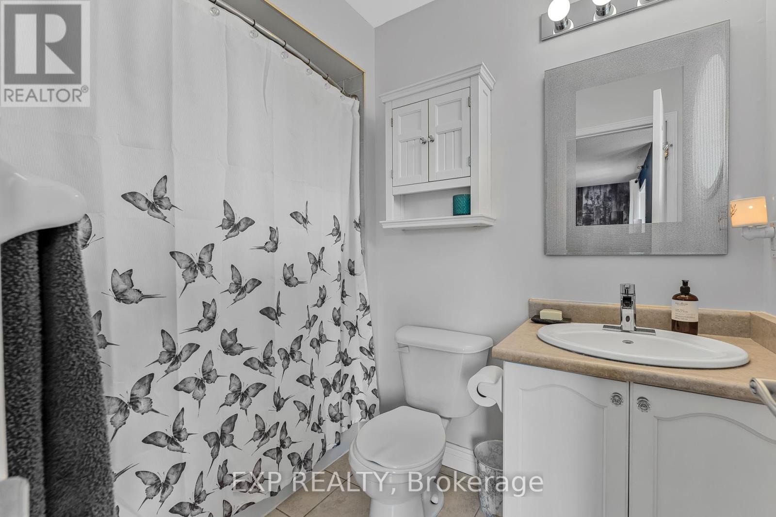 117 Glenmeadow Crescent, Hamilton, Ontario  L8E 6C1 - Photo 15 - X12420758