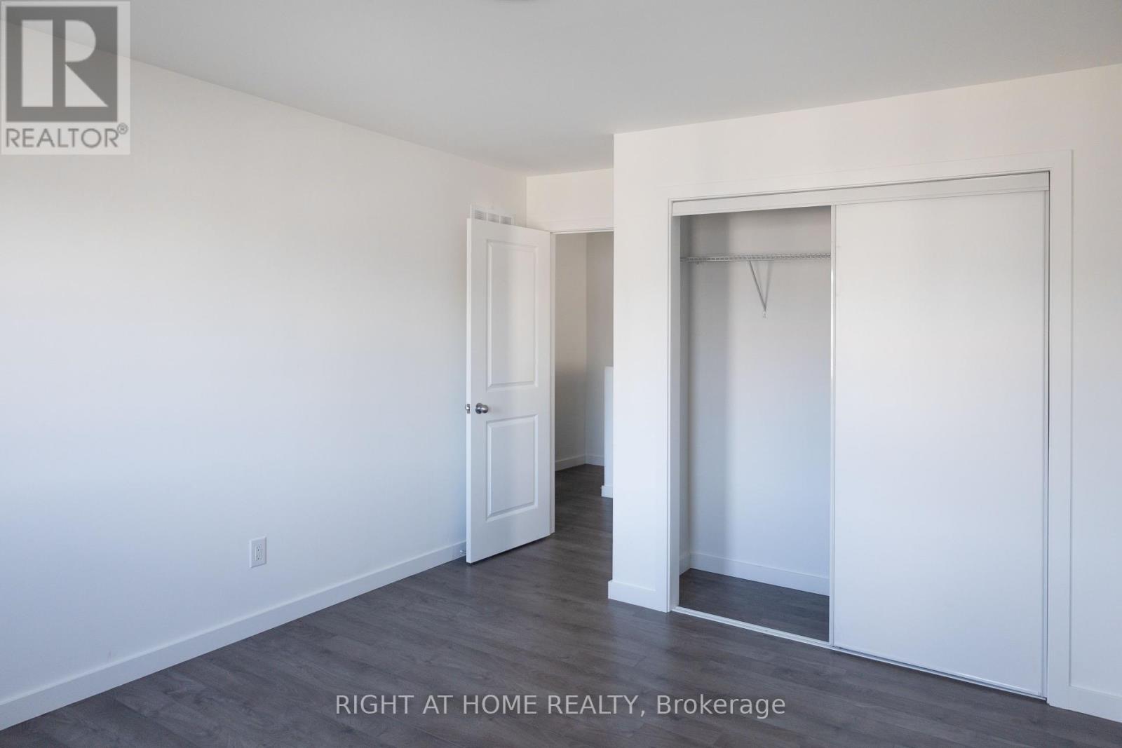 396 Chaffey Street, Welland, Ontario  L3B 2W4 - Photo 17 - X12420851