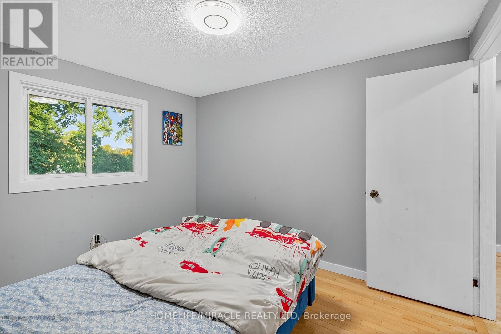 28 - 1318 Highbury Avenue N, London East, Ontario  N5Y 5E5 - Photo 21 - X12420879