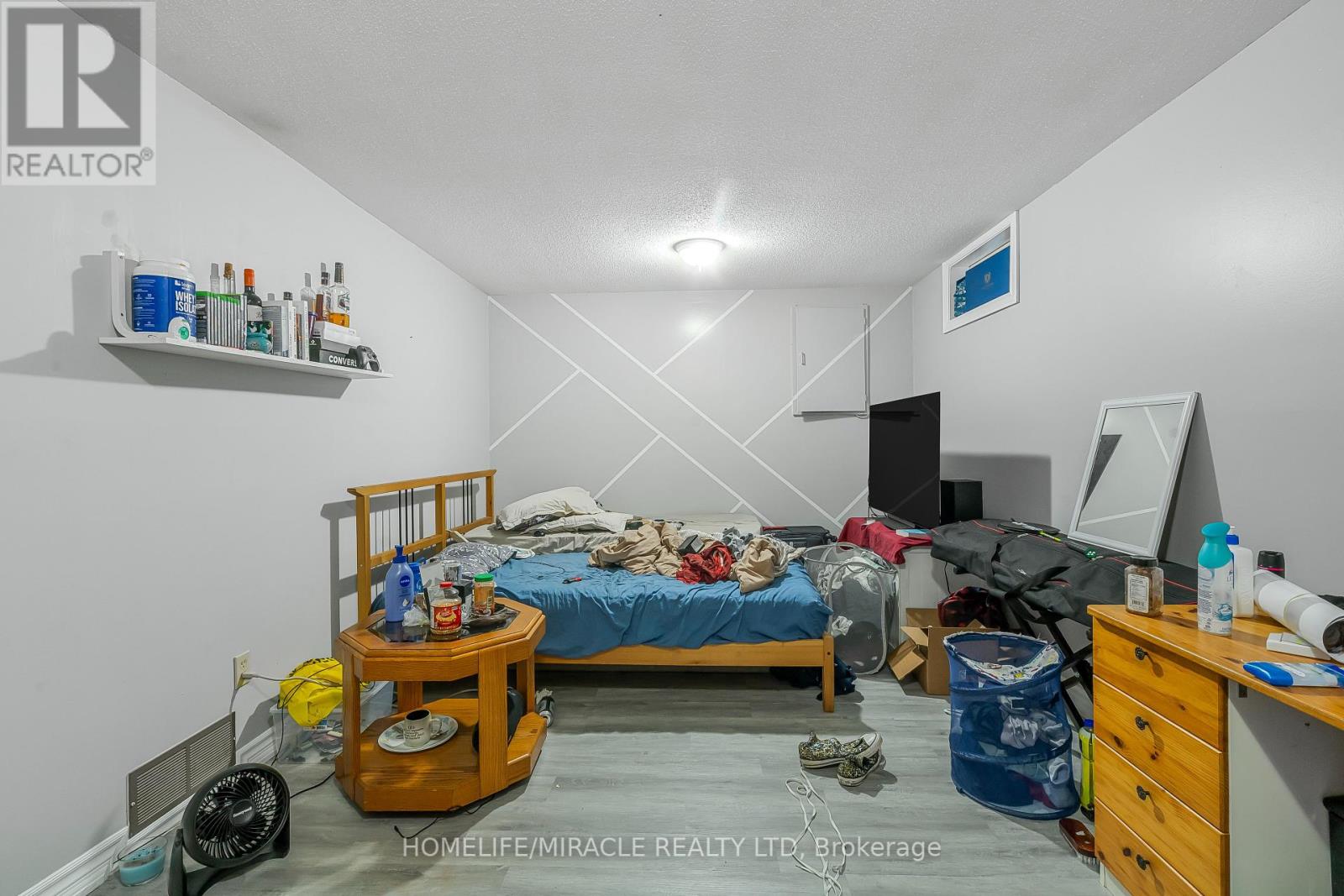 28 - 1318 Highbury Avenue N, London East, Ontario  N5Y 5E5 - Photo 28 - X12420879