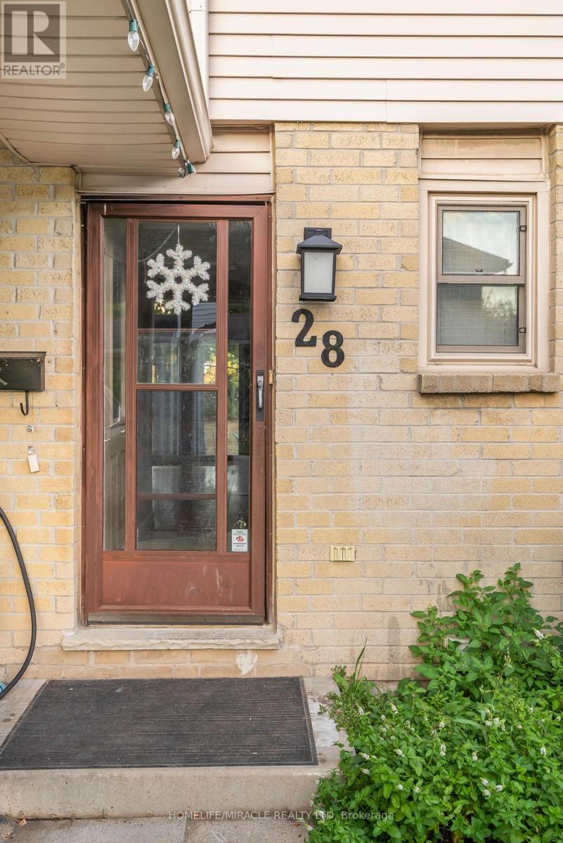 28 - 1318 Highbury Avenue N, London East, Ontario  N5Y 5E5 - Photo 3 - X12420879