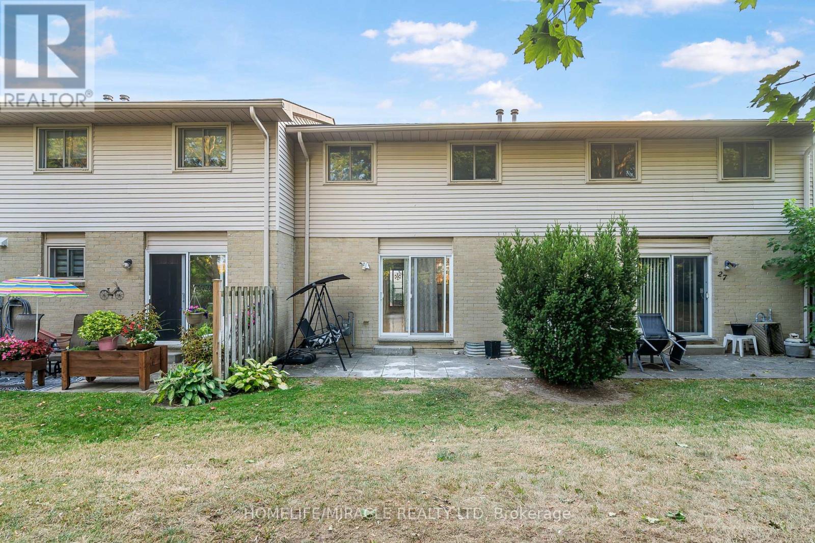 28 - 1318 Highbury Avenue N, London East, Ontario  N5Y 5E5 - Photo 34 - X12420879