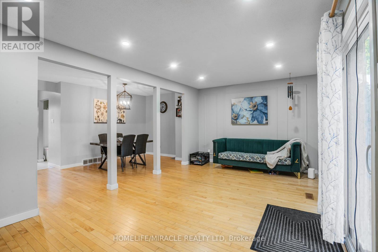 28 - 1318 Highbury Avenue N, London East, Ontario  N5Y 5E5 - Photo 6 - X12420879