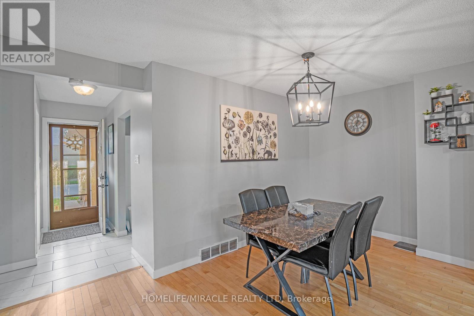 28 - 1318 Highbury Avenue N, London East, Ontario  N5Y 5E5 - Photo 8 - X12420879