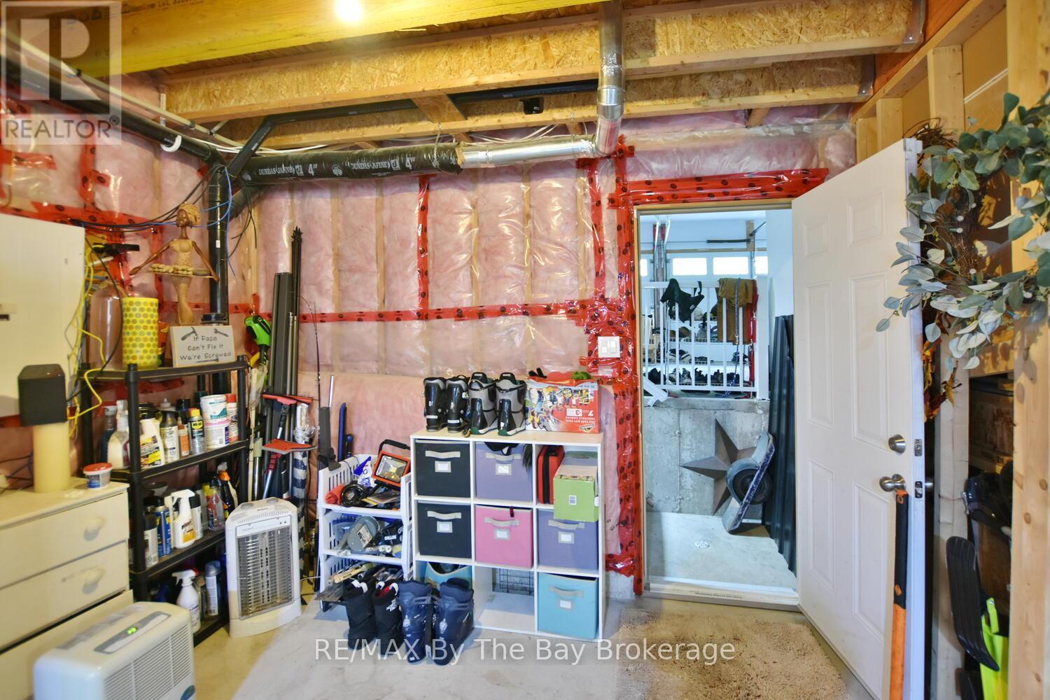 71 48th Street S, Wasaga Beach, Ontario  L9Z 2Z8 - Photo 33 - S12416827