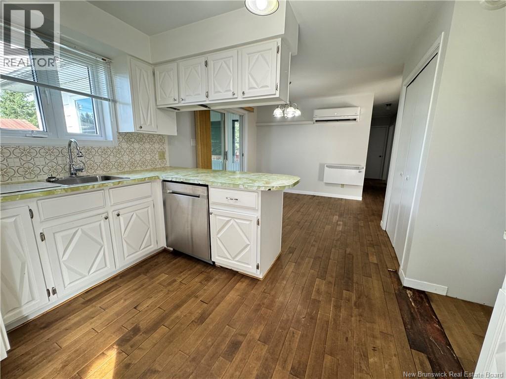 6 Rue Beaulieu, Saint-Quentin, New Brunswick  E8A 1A8 - Photo 7 - NB127231