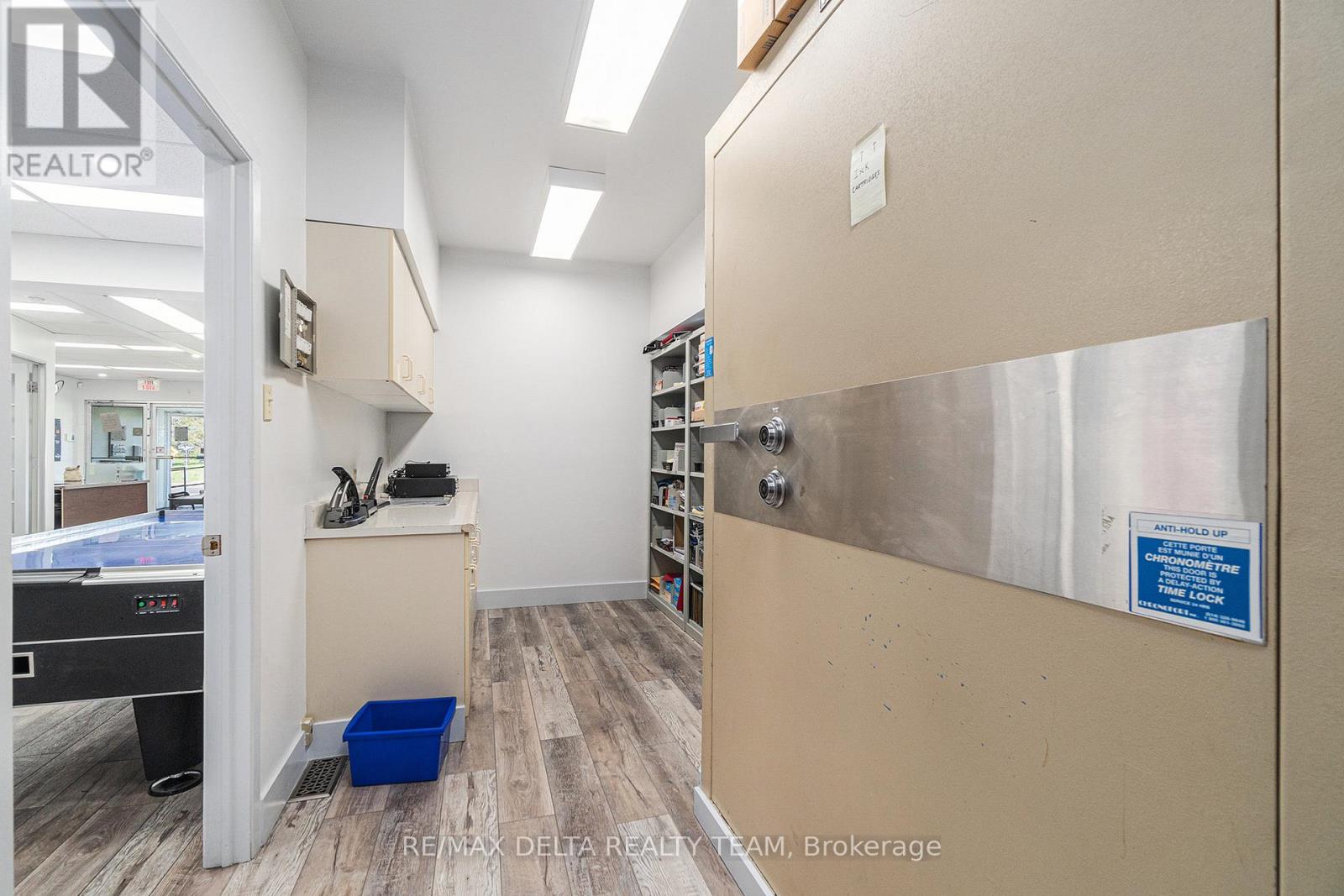 3713 Navan Road, Ottawa, Ontario  K1B 1H9 - Photo 27 - X12149125