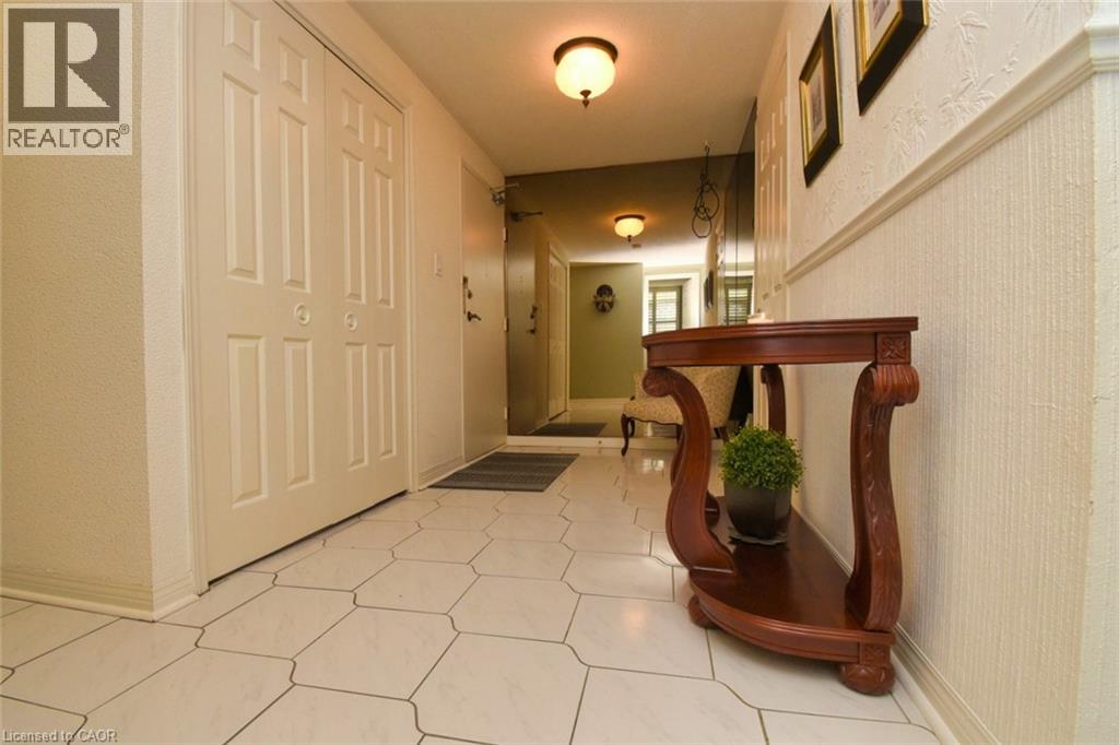 40 Harrisford Street Unit# 108, Hamilton, Ontario  L8K 6N1 - Photo 2 - 40772723