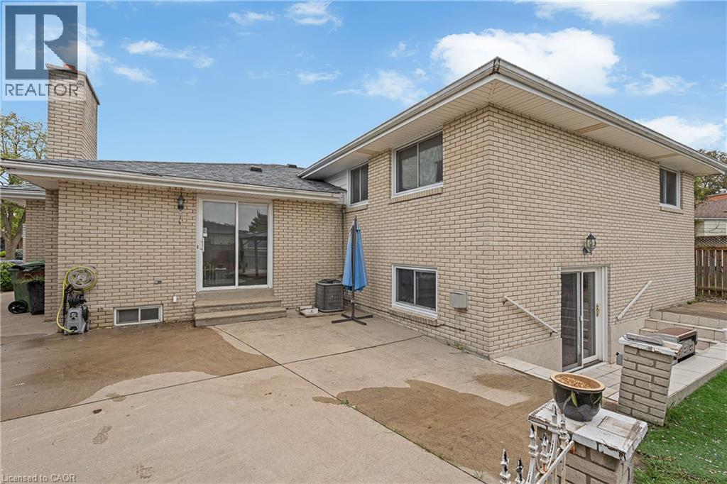 10615 Keating Crescent, Windsor, Ontario  N8R 1T6 - Photo 36 - 40772587