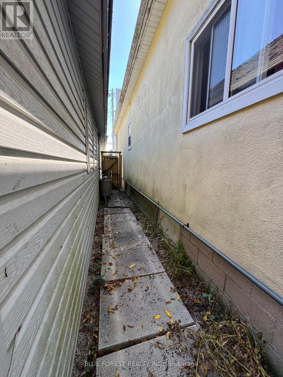 23 Wellington Street, Bayham, Ontario  N0J 1T0 - Photo 13 - X12421000