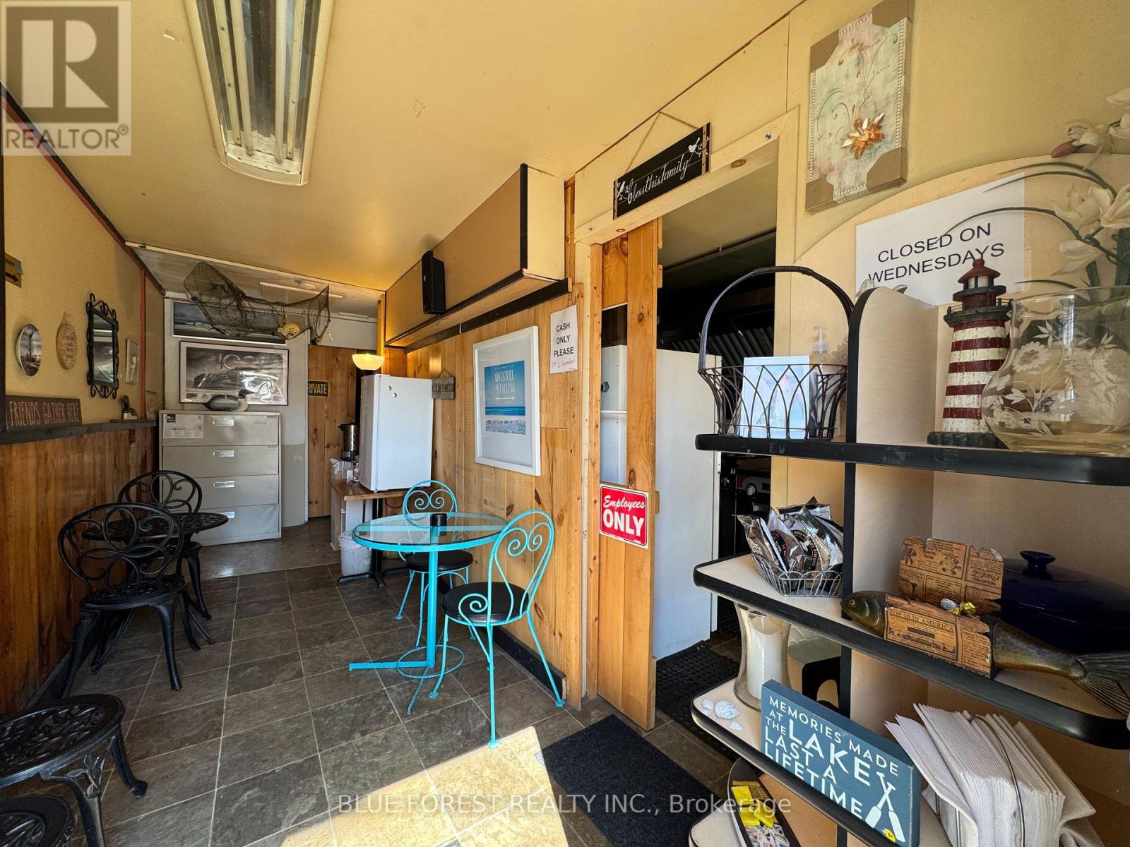 23 Wellington Street, Bayham, Ontario  N0J 1T0 - Photo 4 - X12421000