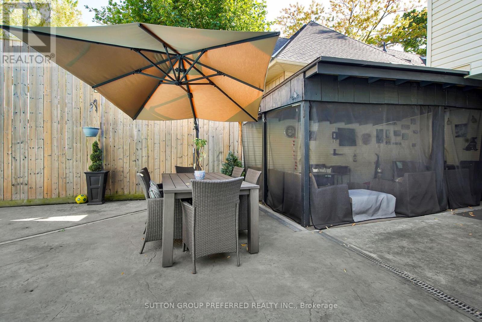 694 Colborne Street, London East, Ontario  N6A 3Z5 - Photo 41 - X12421057