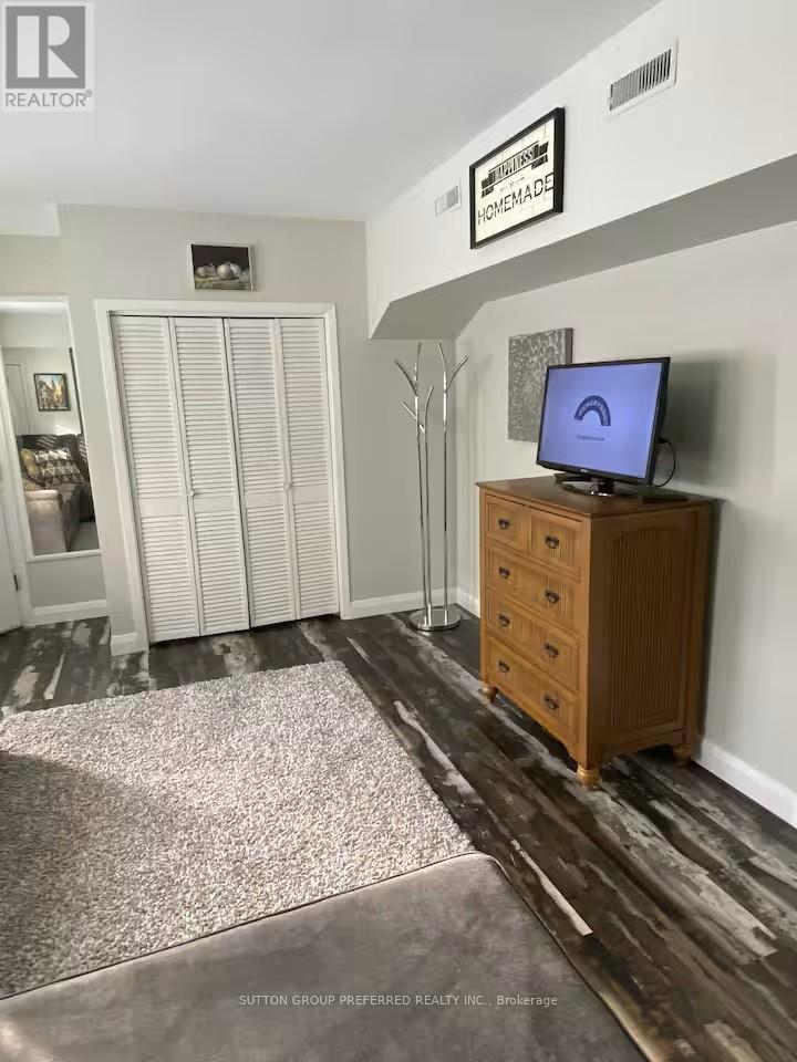 694 Colborne Street, London East, Ontario  N6A 3Z5 - Photo 50 - X12421057