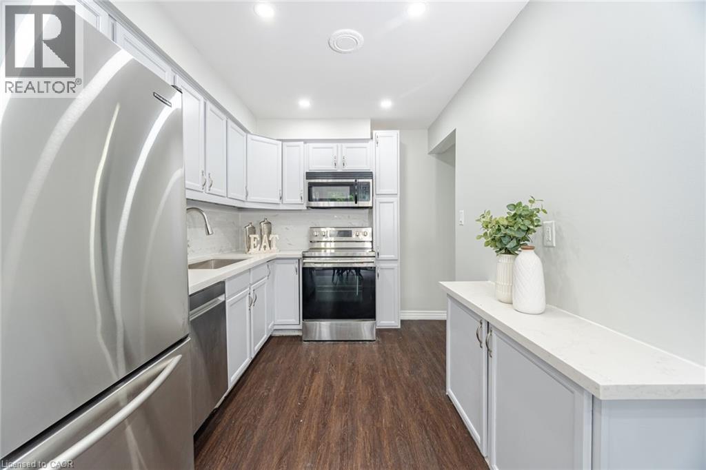 3525 Brandon Gate Drive Unit# 65, Mississauga, Ontario  L4T 3M3 - Photo 16 - 40764727