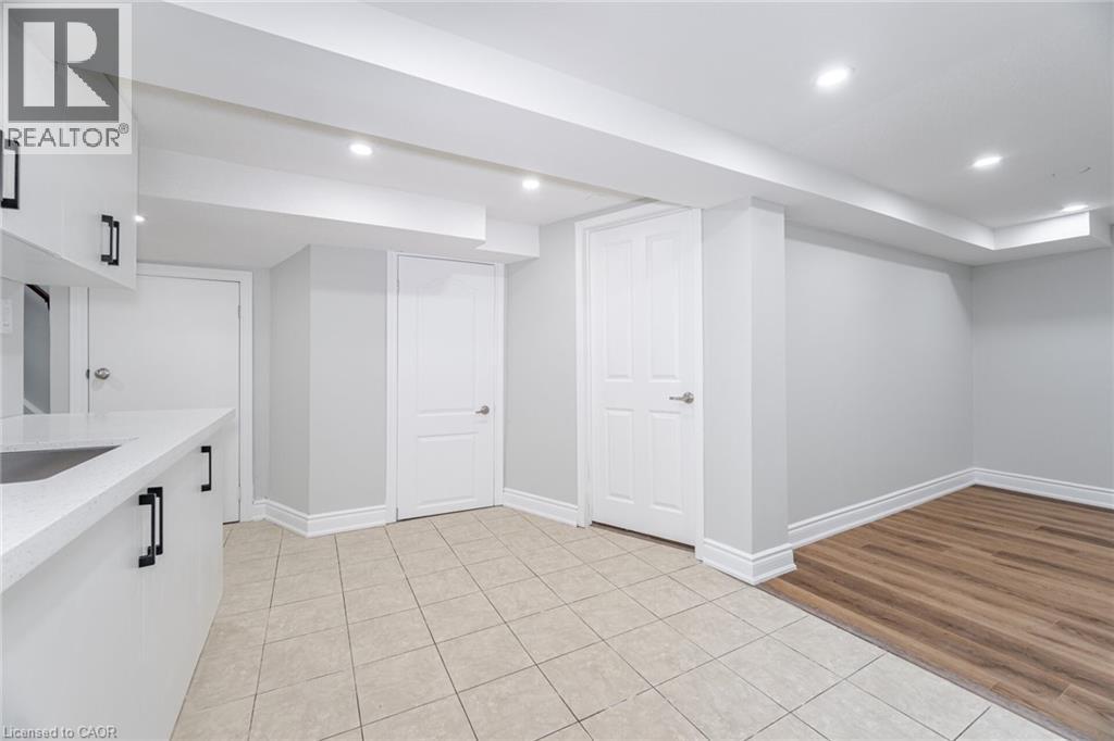 3525 Brandon Gate Drive Unit# 65, Mississauga, Ontario  L4T 3M3 - Photo 39 - 40764727