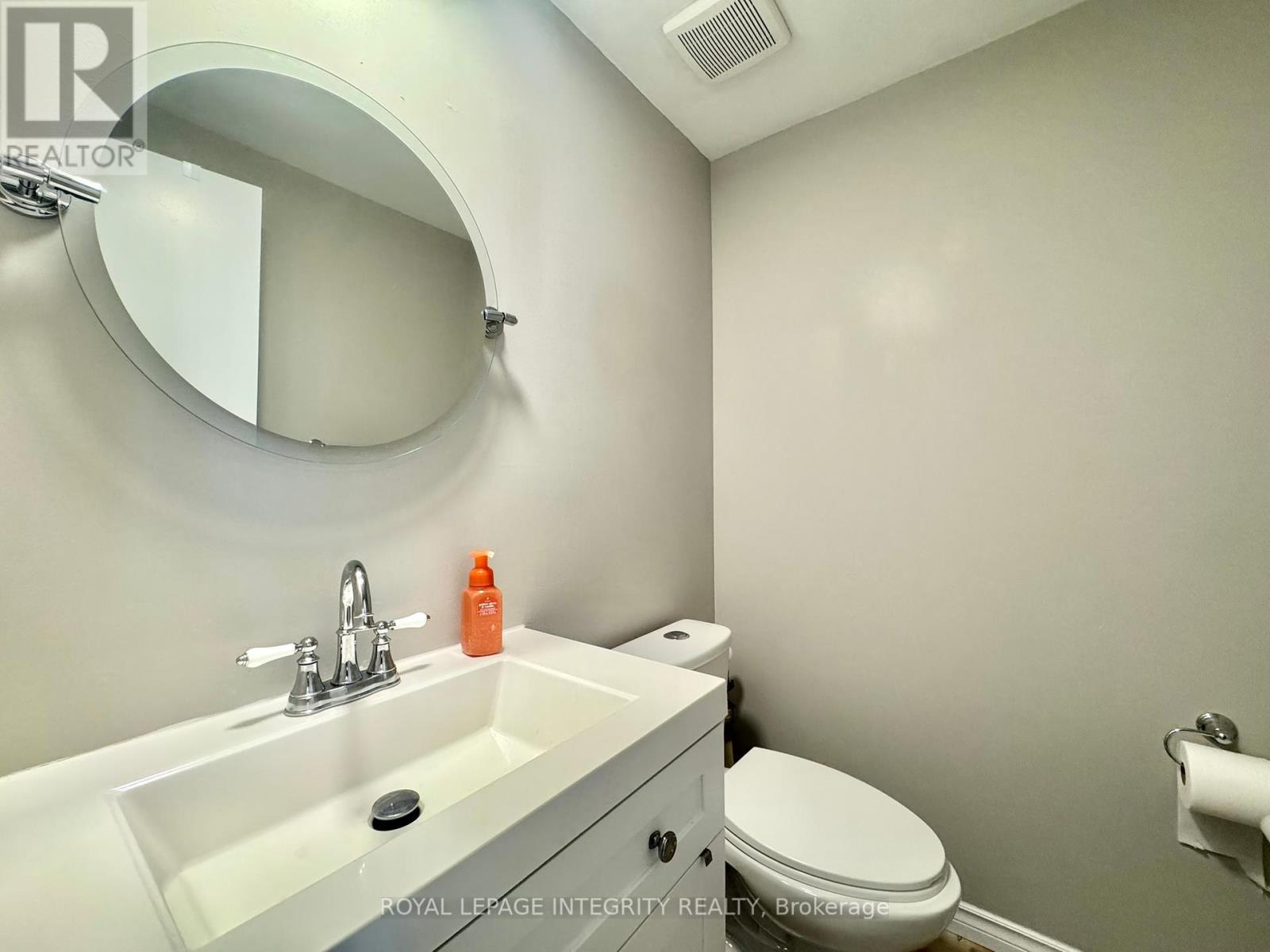 1584 Hoskins Crescent, Ottawa, Ontario  K4A 2J1 - Photo 13 - X12421105