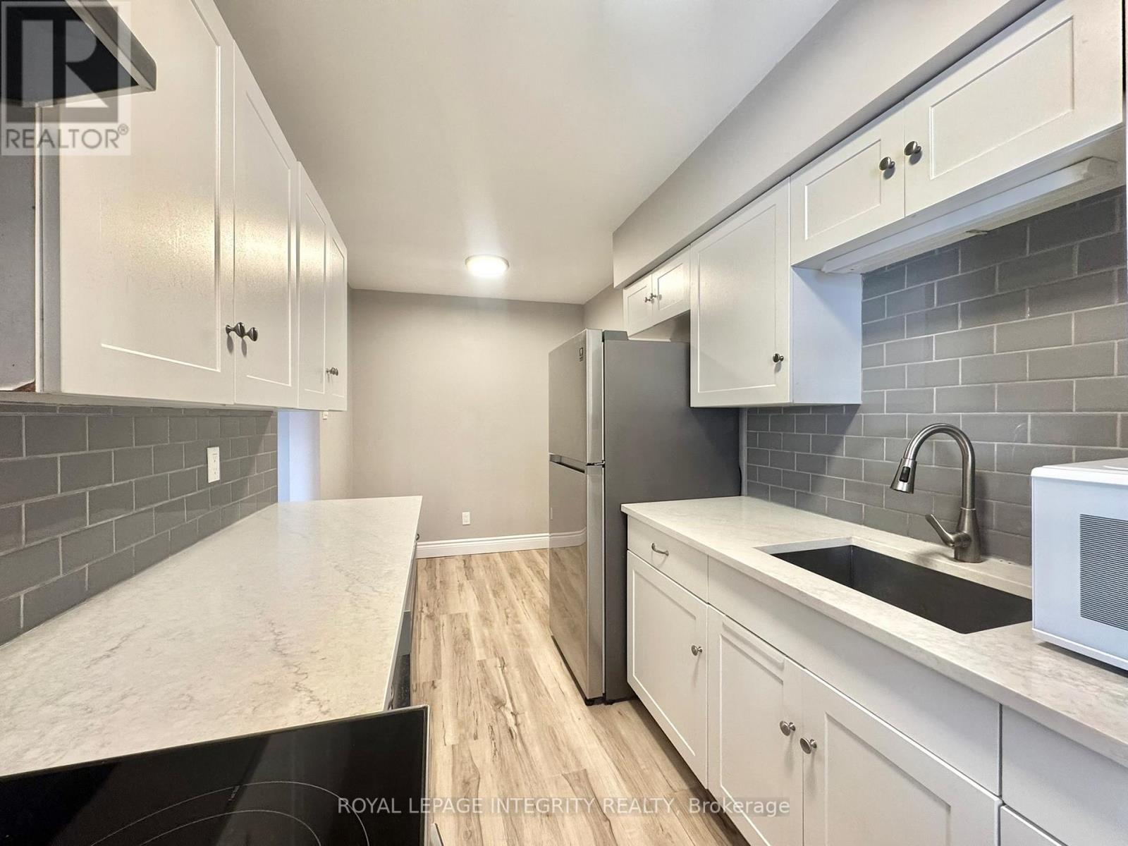 1584 Hoskins Crescent, Ottawa, Ontario  K4A 2J1 - Photo 5 - X12421105