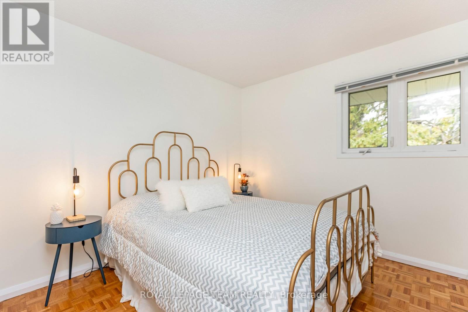 12 Pellan Crescent, Ottawa, Ontario  K2K 1J5 - Photo 18 - X12421108