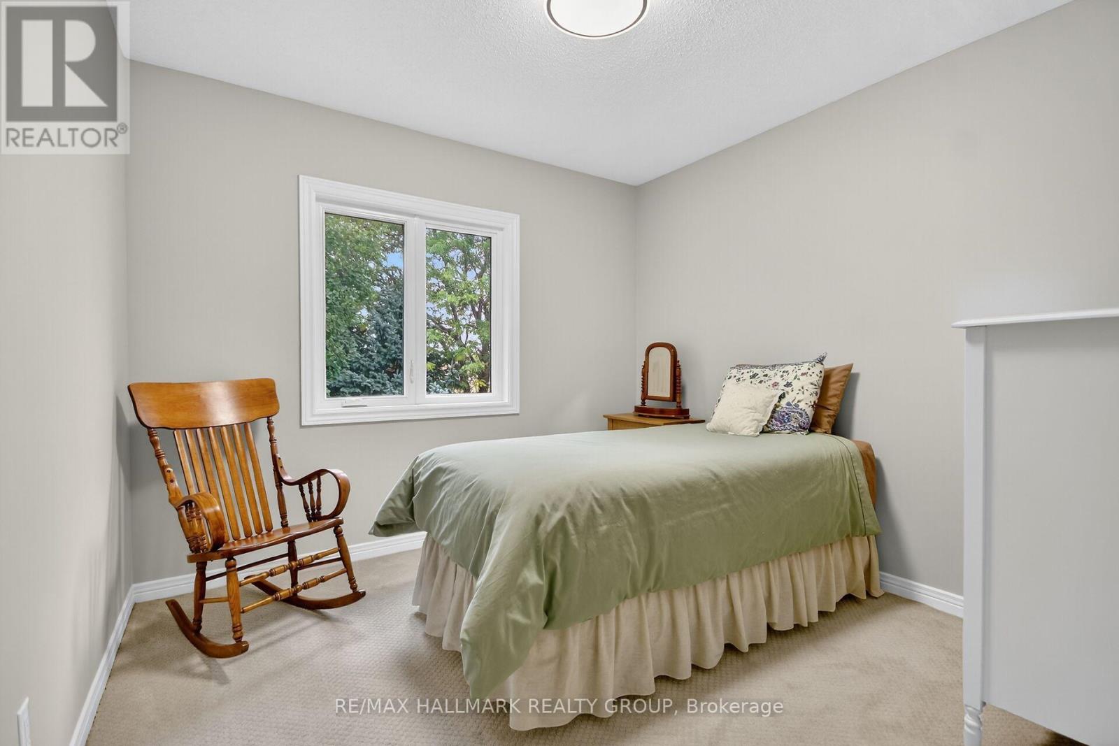 92 Stonemeadow Drive, Ottawa, Ontario  K2M 2M3 - Photo 22 - X12421172