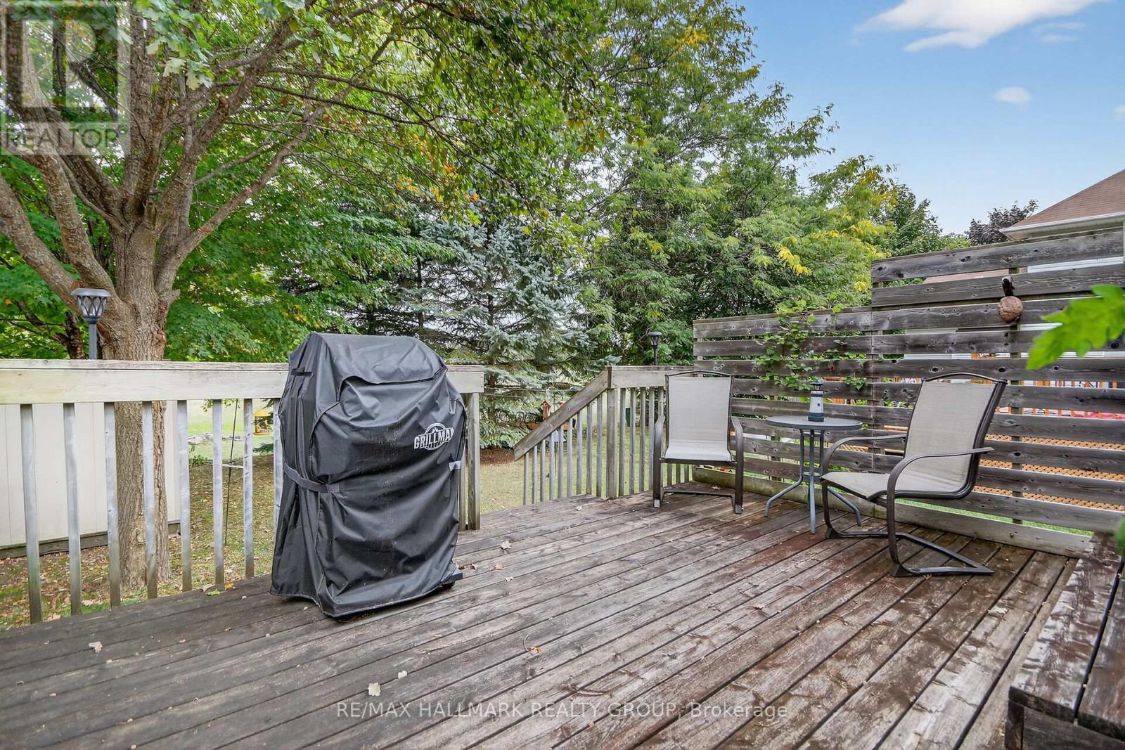 92 Stonemeadow Drive, Ottawa, Ontario  K2M 2M3 - Photo 24 - X12421172