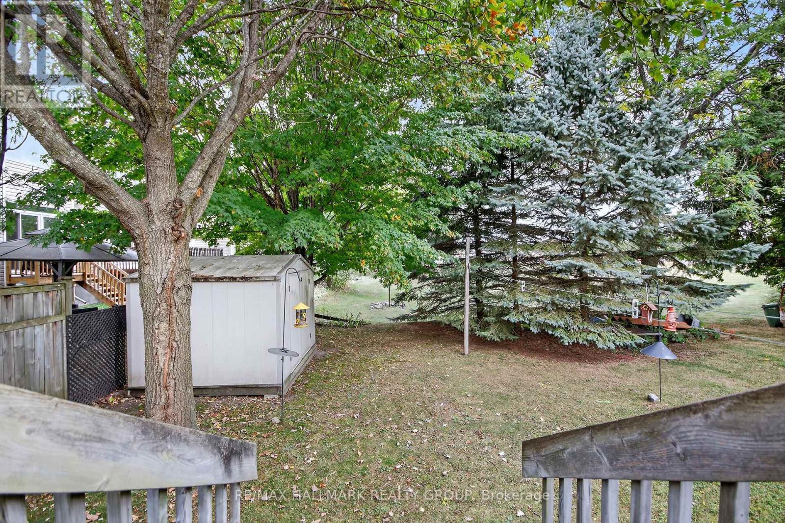 92 Stonemeadow Drive, Ottawa, Ontario  K2M 2M3 - Photo 25 - X12421172