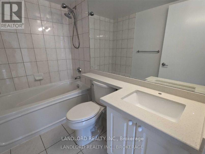 1007 - 550 Queens Quay W, Toronto, Ontario M5V 3M8 - Photo 10 - C12420921