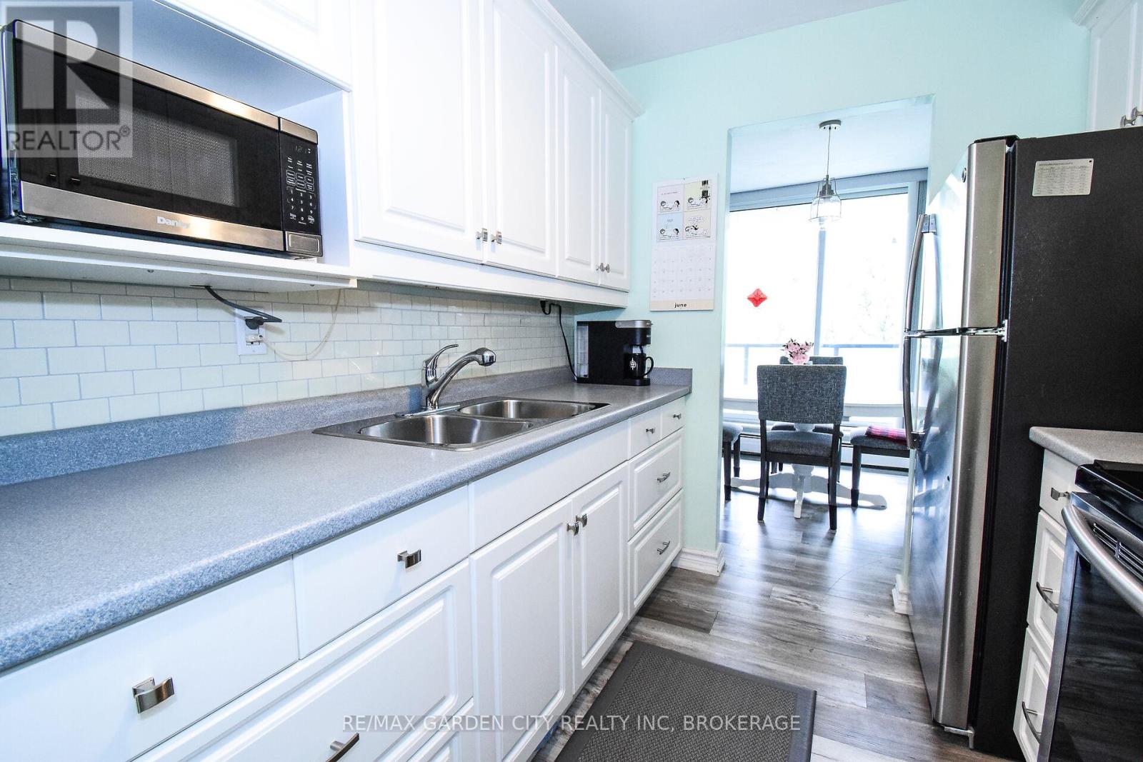 811 - 359 Geneva Street, St. Catharines, Ontario  L2N 2G5 - Photo 8 - X12421037
