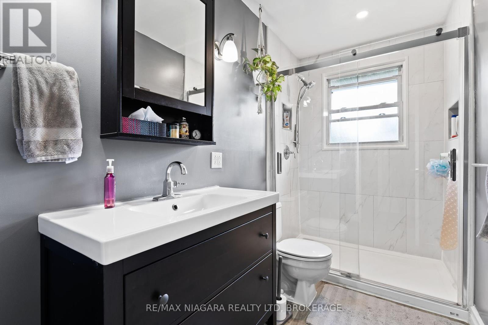 1791 Beamer Road, West Lincoln, Ontario  L0R 1Y0 - Photo 18 - X12421059