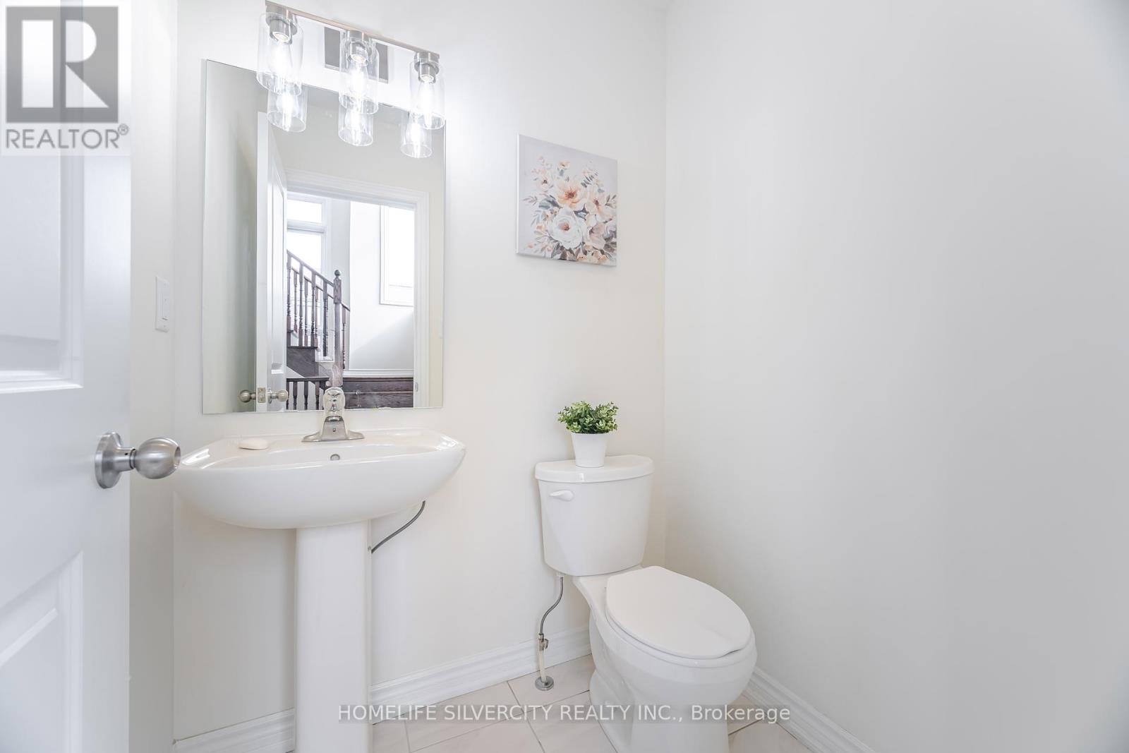 1 Armilia Place, Whitby, Ontario  L1P 0N9 - Photo 25 - E12417741