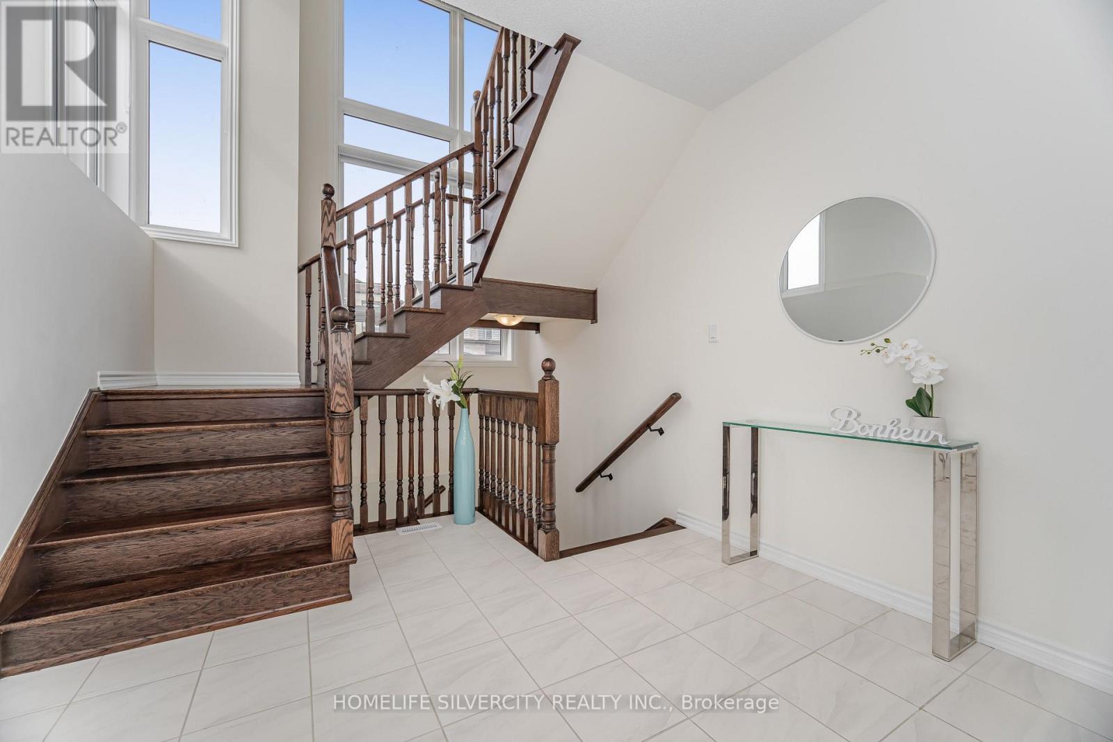 1 Armilia Place, Whitby, Ontario  L1P 0N9 - Photo 26 - E12417741