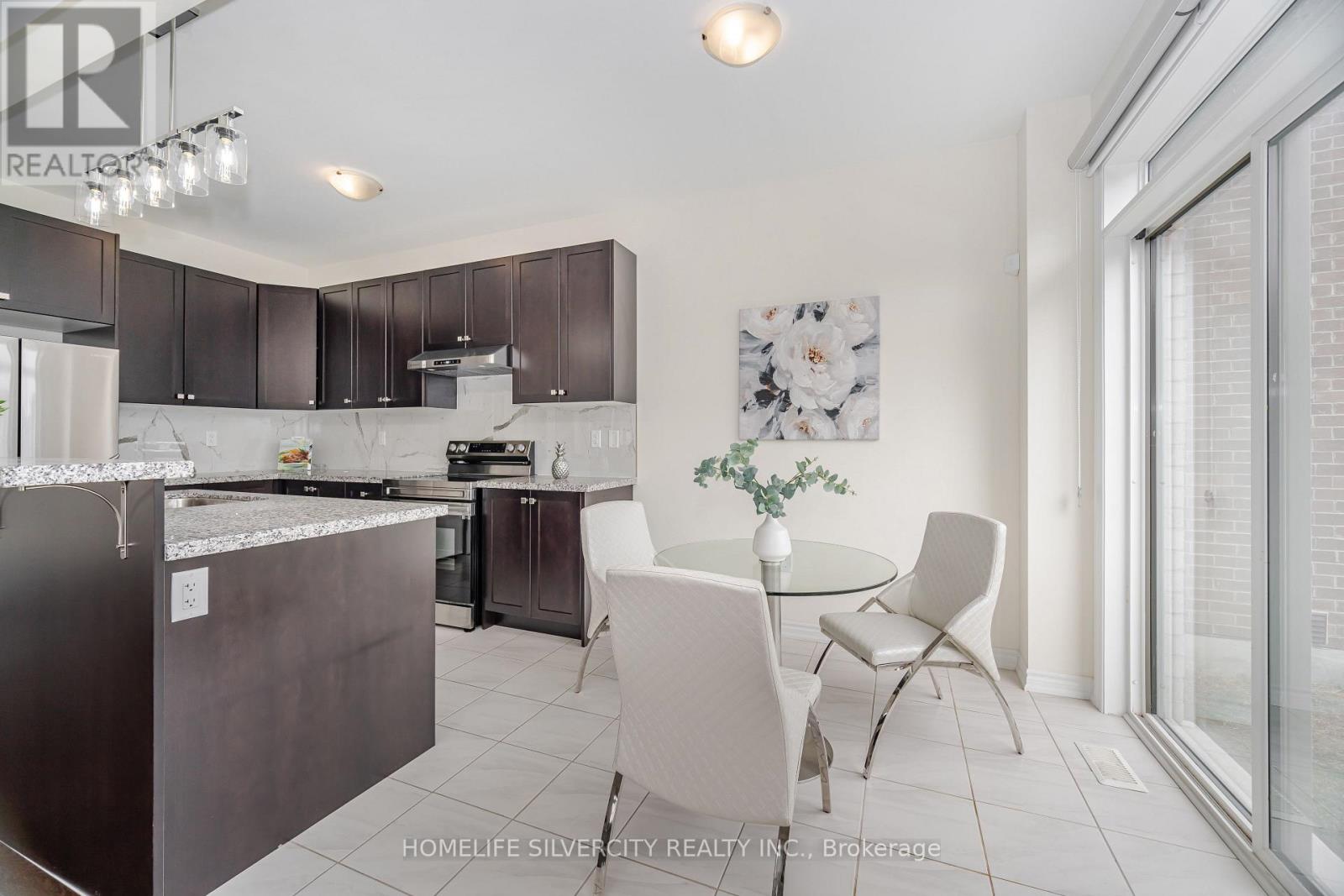 1 Armilia Place, Whitby, Ontario  L1P 0N9 - Photo 18 - E12417741