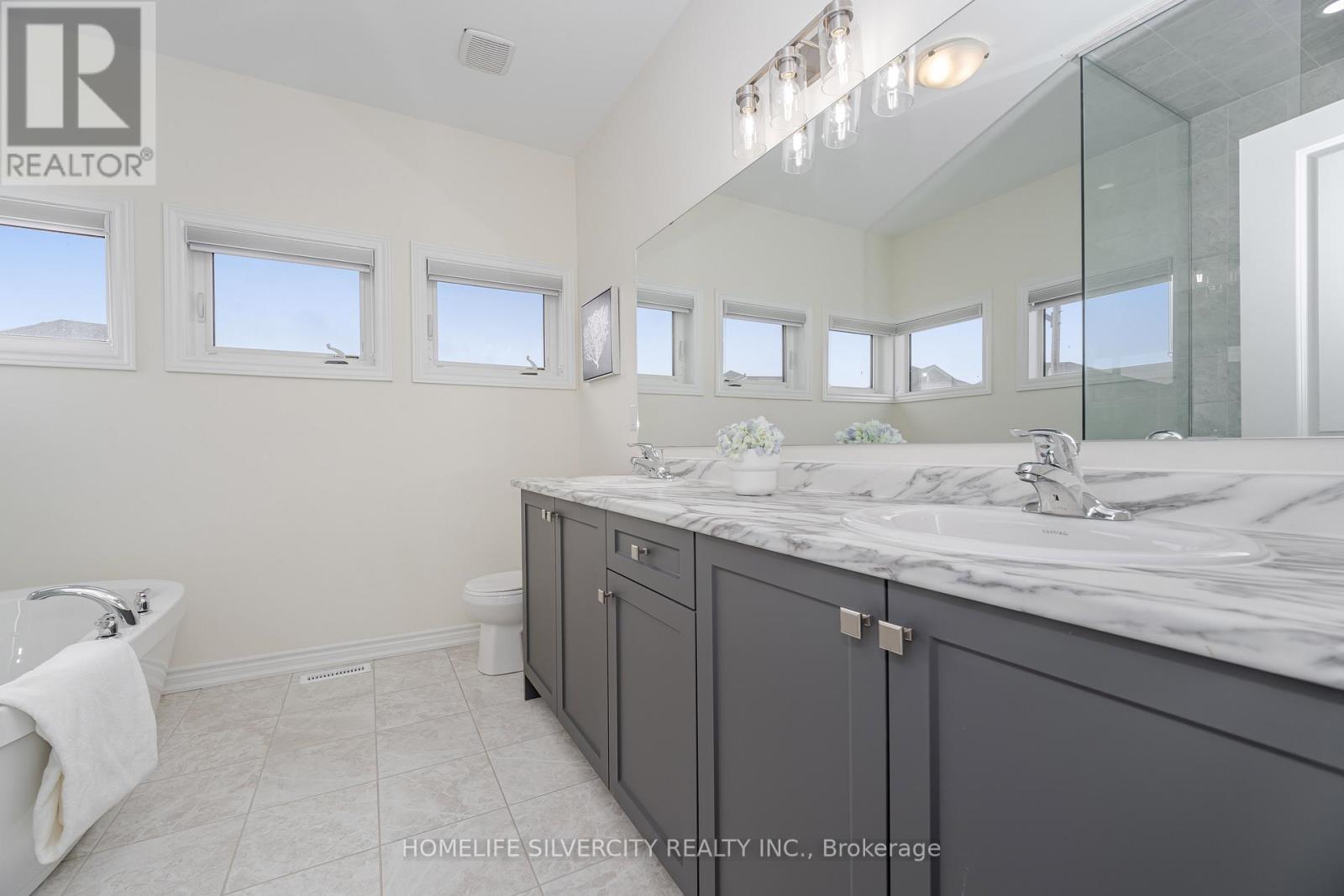 1 Armilia Place, Whitby, Ontario  L1P 0N9 - Photo 34 - E12417741