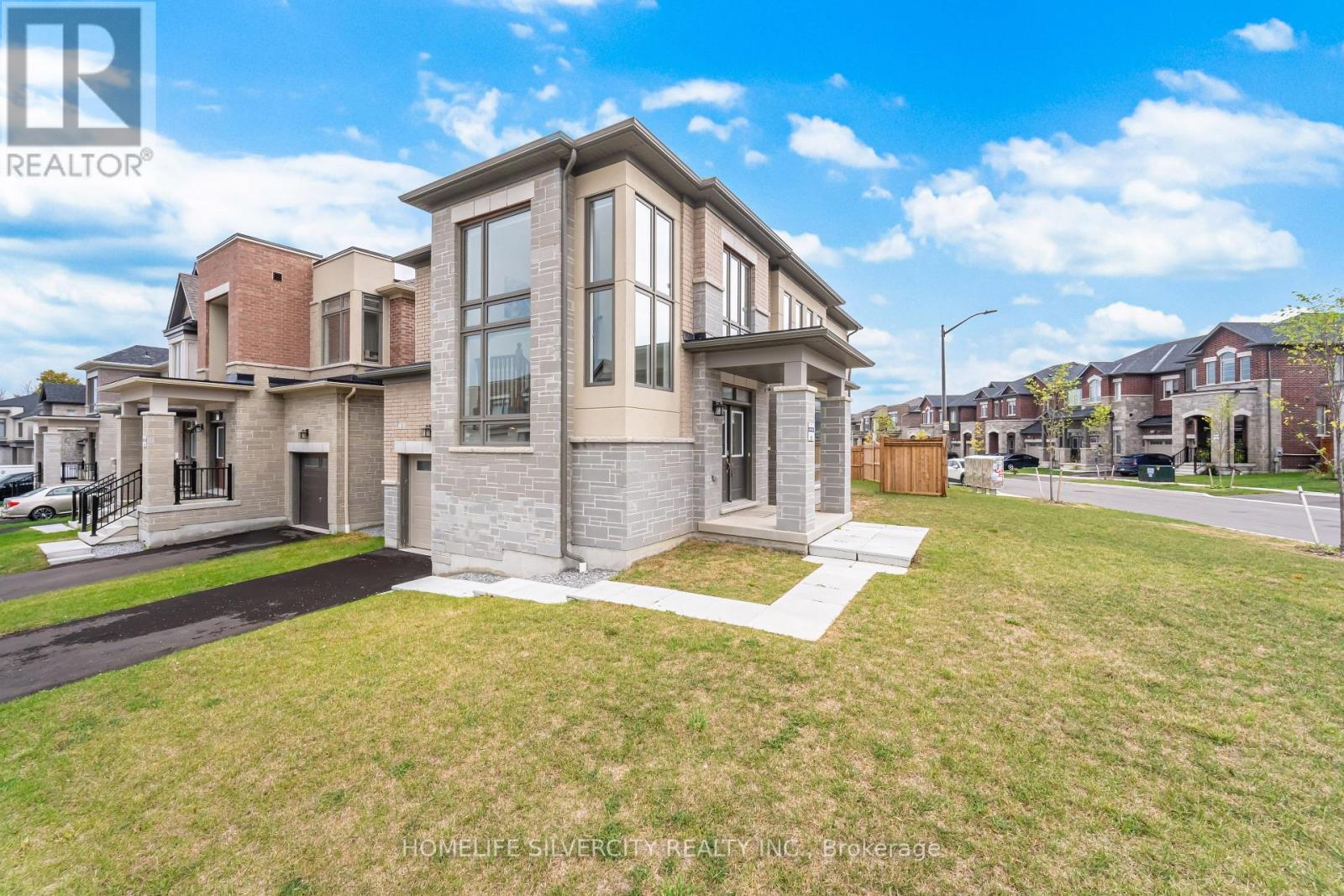 1 Armilia Place, Whitby, Ontario  L1P 0N9 - Photo 5 - E12417741