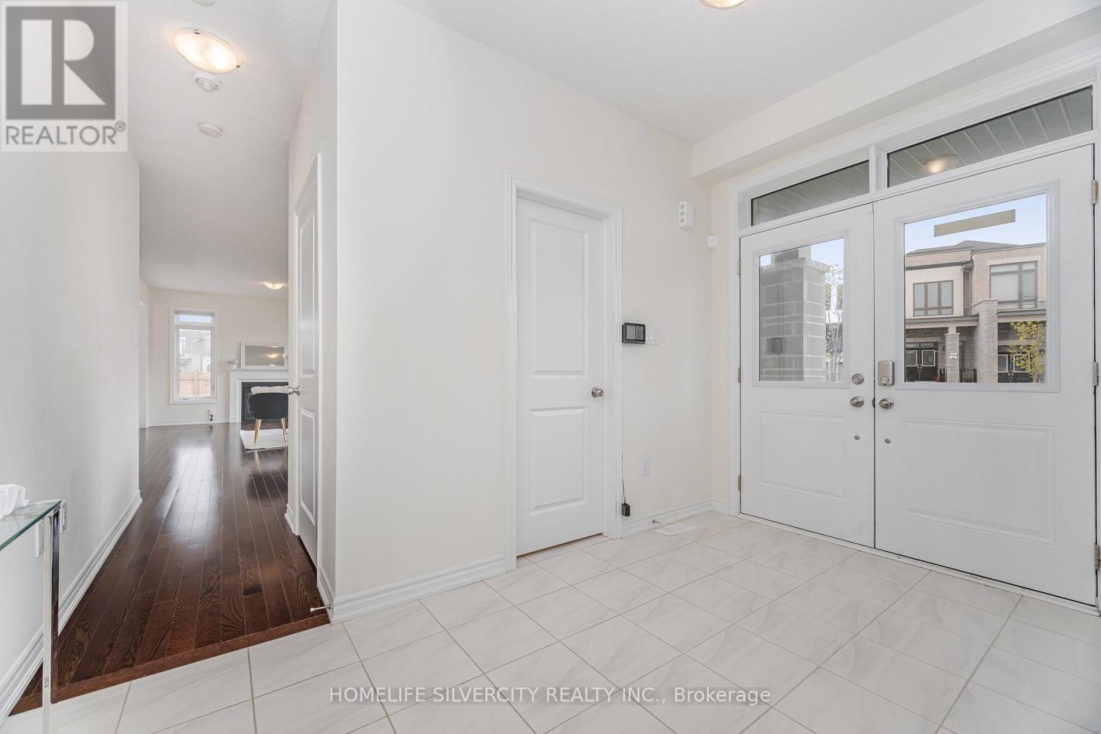 1 Armilia Place, Whitby, Ontario  L1P 0N9 - Photo 8 - E12417741
