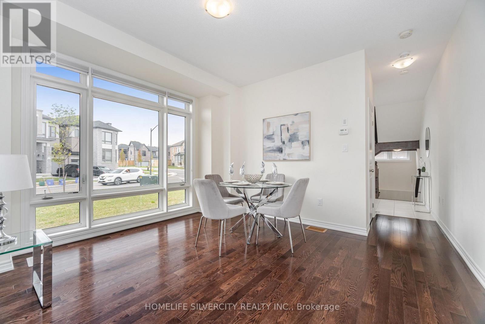 1 Armilia Place, Whitby, Ontario  L1P 0N9 - Photo 9 - E12417741