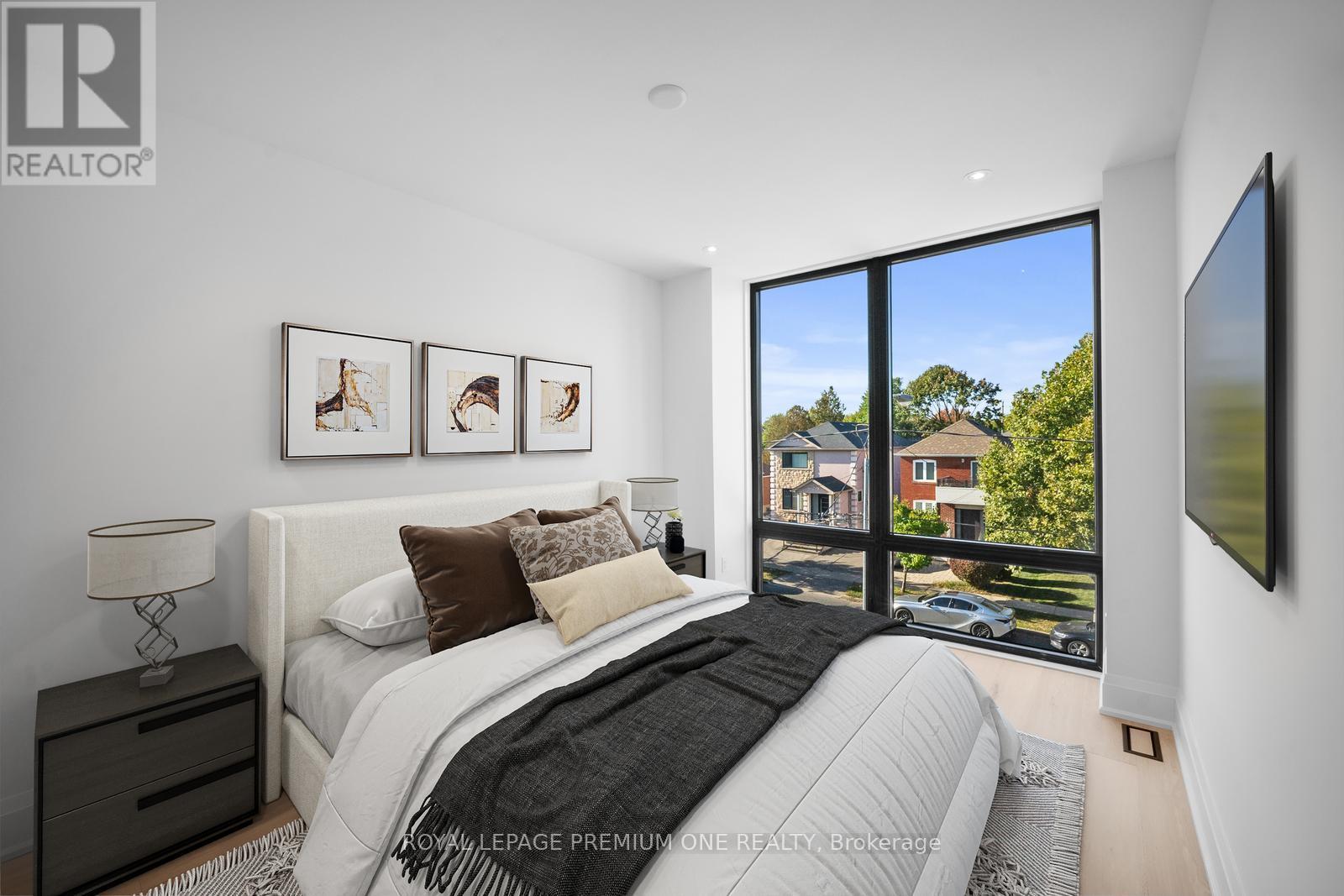 683 Glencairn Avenue, Toronto, Ontario  M6B 1Z8 - Photo 19 - C12419151