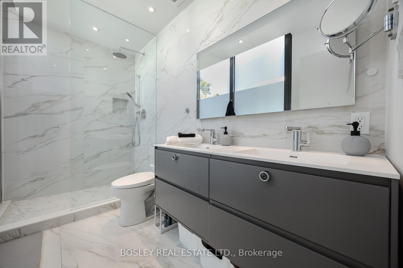 147 Hanson Street, Toronto, Ontario  M4C 1A3 - Photo 25 - E12420957