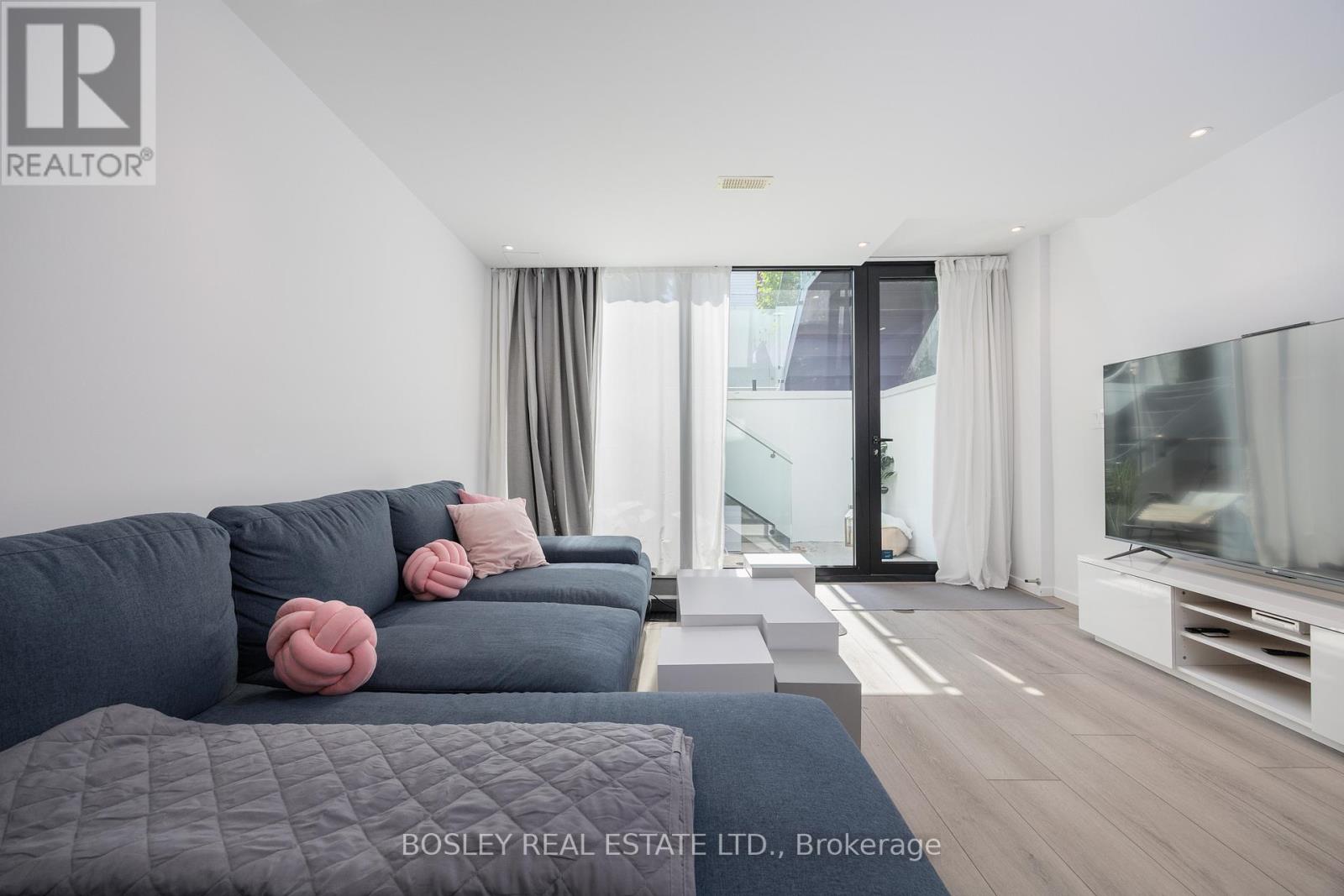147 Hanson Street, Toronto, Ontario  M4C 1A3 - Photo 32 - E12420957