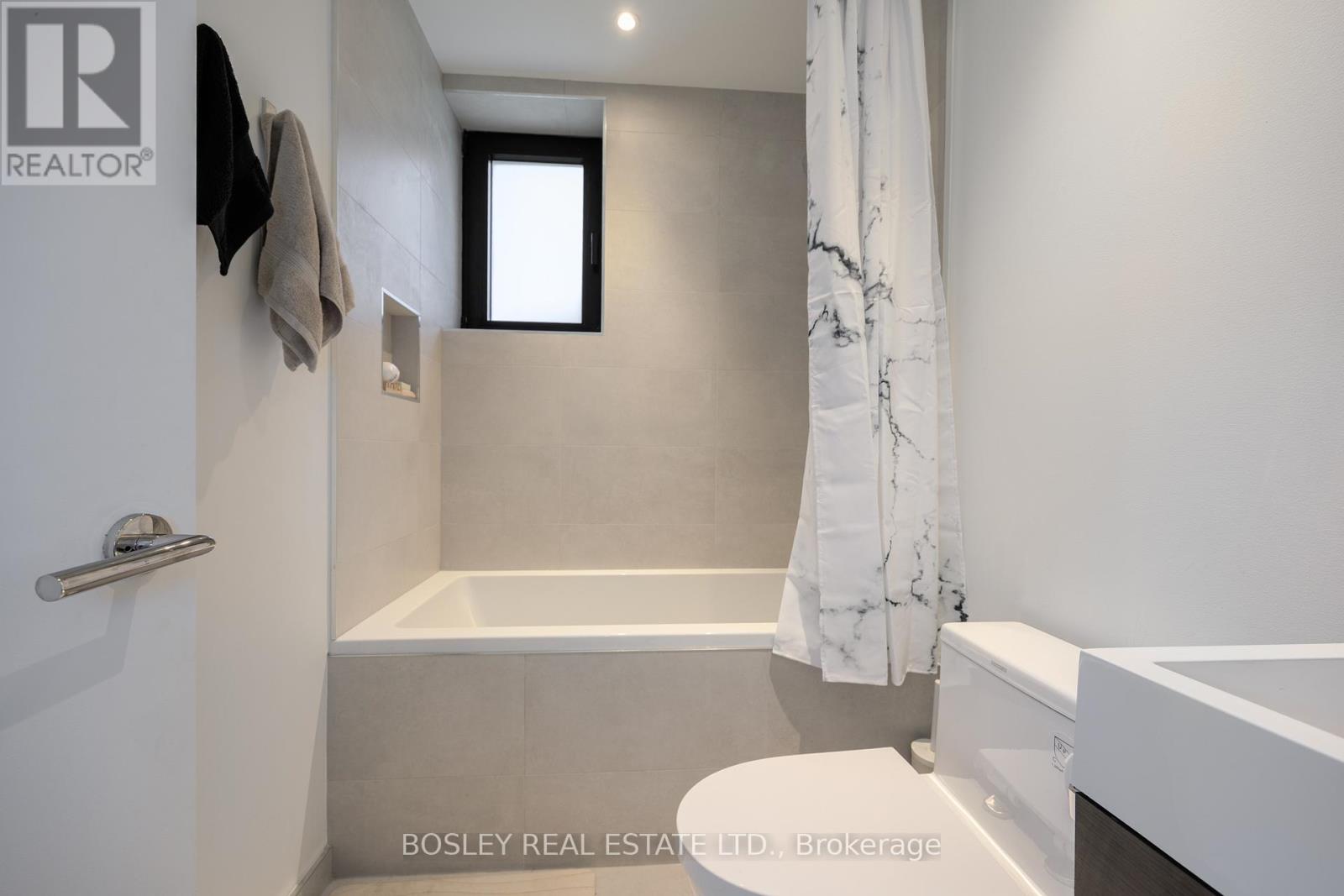 147 Hanson Street, Toronto, Ontario  M4C 1A3 - Photo 34 - E12420957